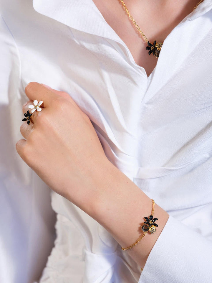 Black lily and cut crystal thin bracelet | AQFN2011 - Les Nereides