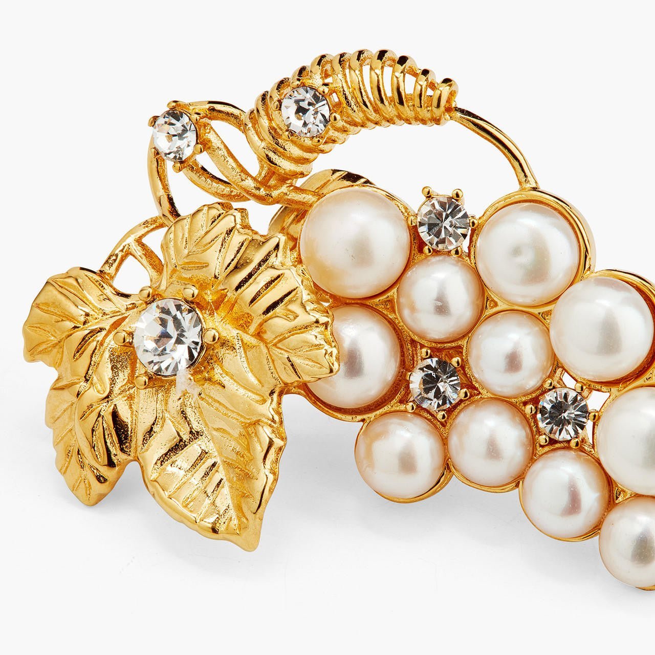 Bunch Of Grapes And Cultured Pearls Earrings | AQVT1091 - Les Nereides