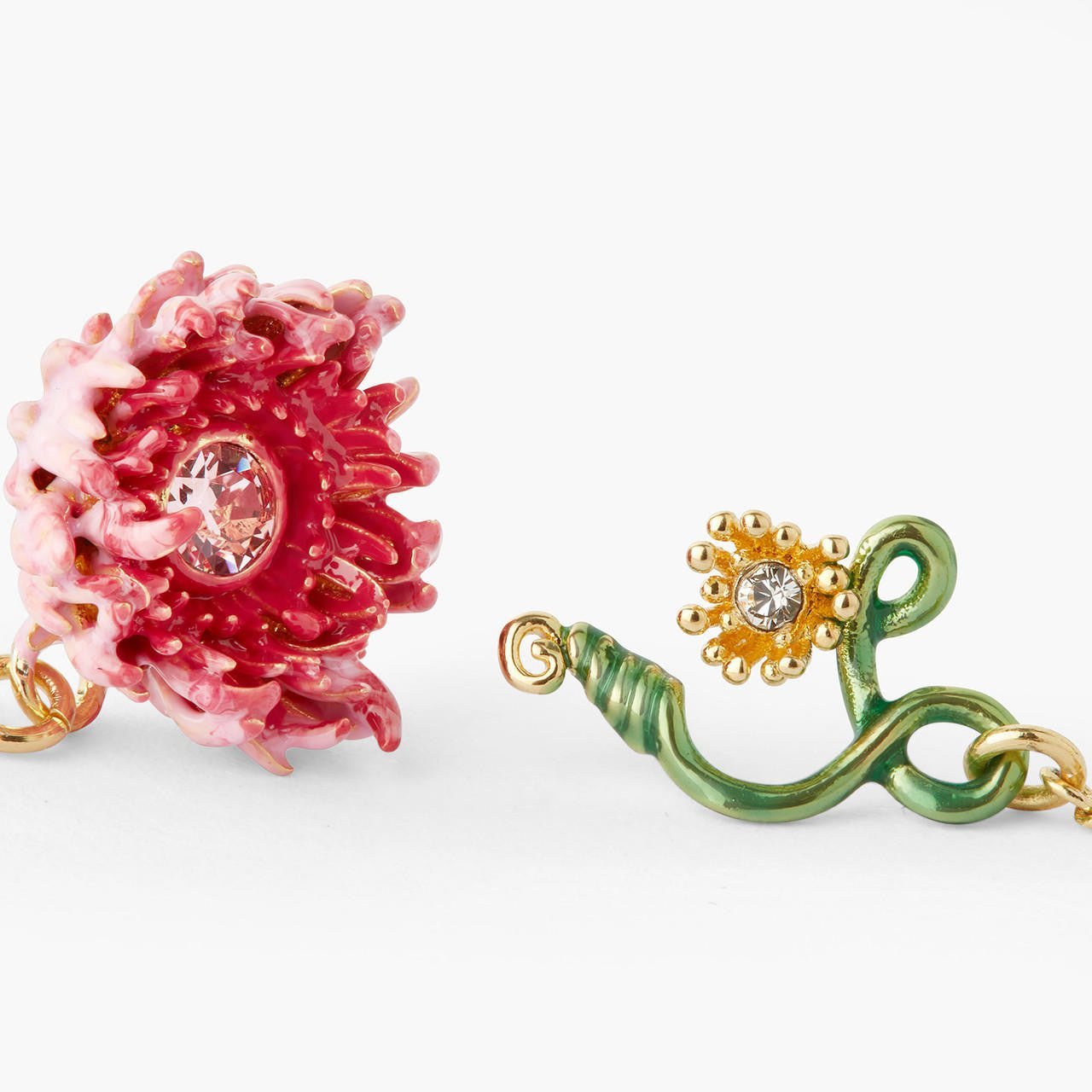 Chrysanthemum And Stem Dangling Earrings | AQBI1031 - Les Nereides
