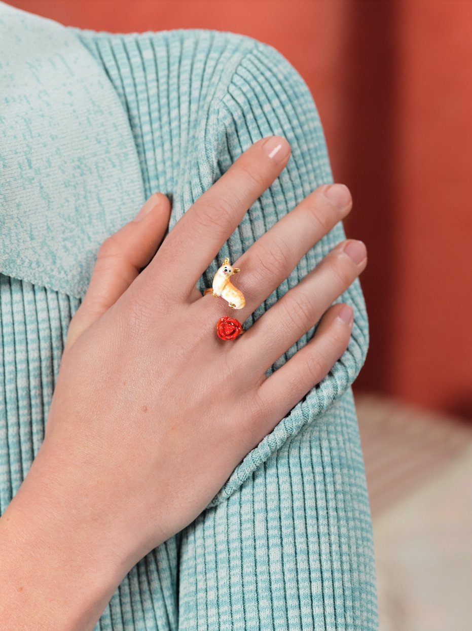 Corgi And Red Rose Adjustable Ring | ASLA6011 - Les Nereides
