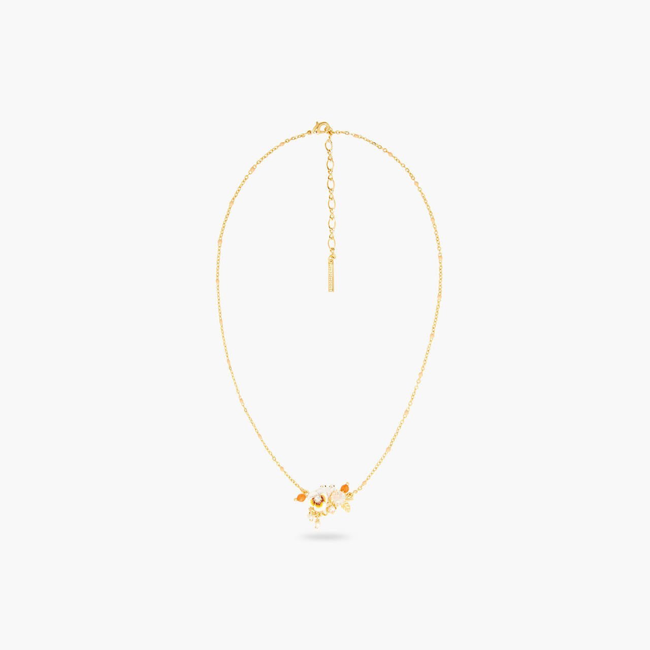 Couple of long - tailed titmice and white pansy statement necklace | AQLA3041 - Les Nereides