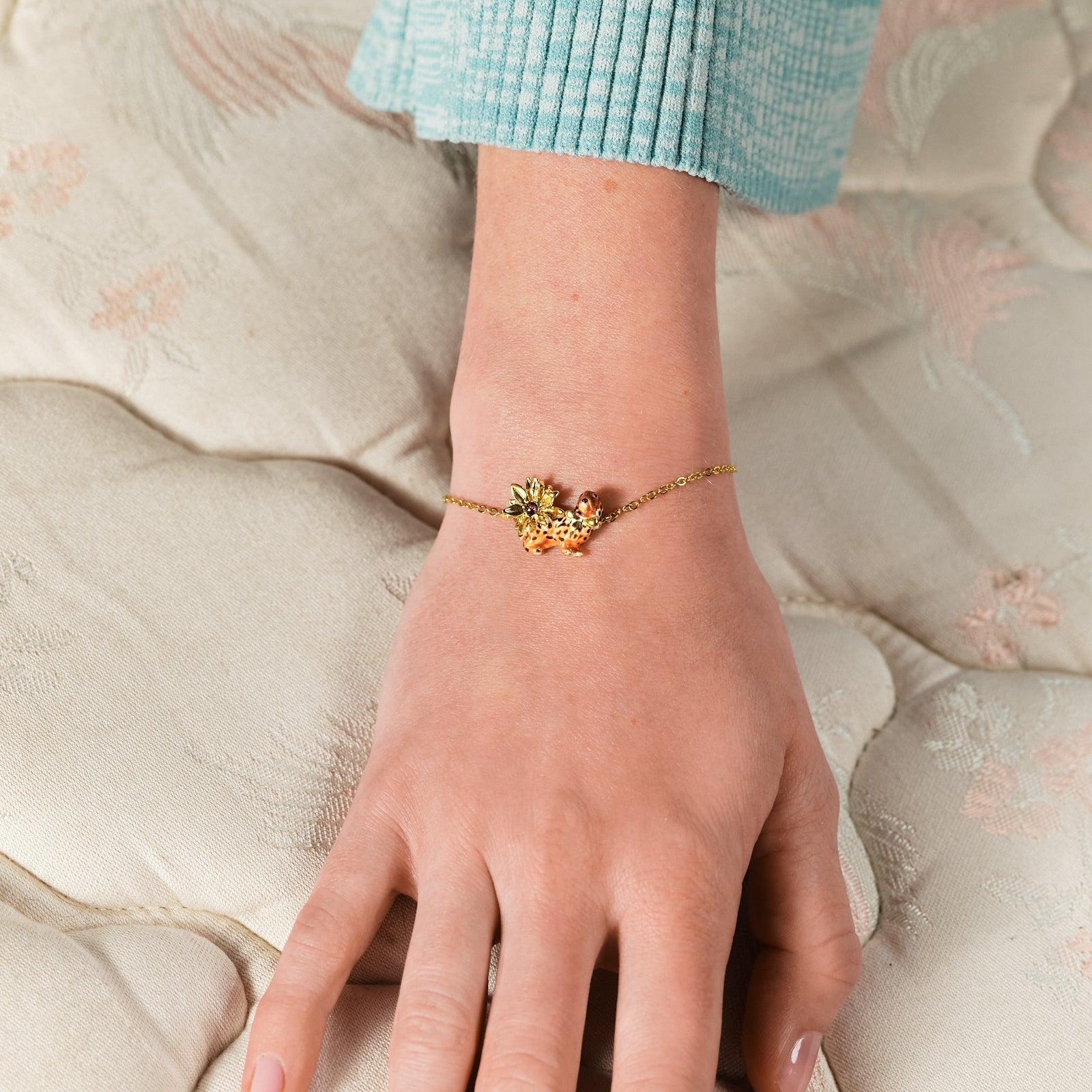 Daschund And Flower Fine Bracelet | ASLA2021 - Les Nereides