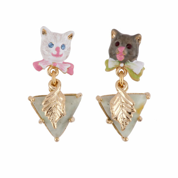Eclatante Discrétion Black & White Cats With Light Green Marbled Stone Earrings | AFED1141 - Les Nereides