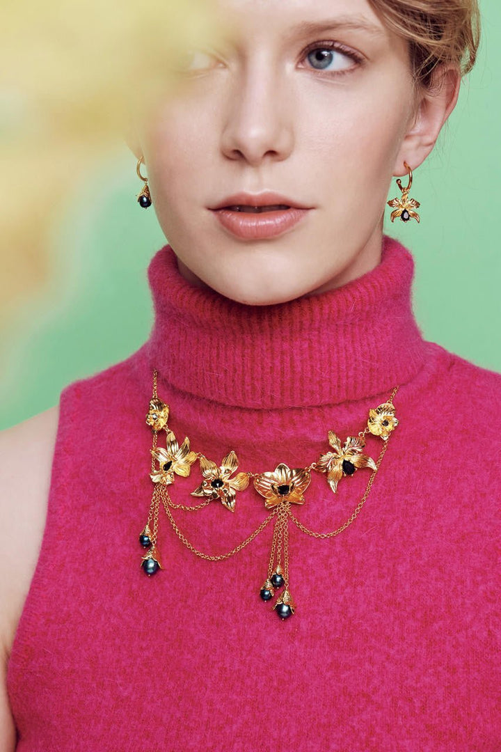 Flamboyant Orchid, Cut Crystals And Black Freshwater Pearls Statement Necklace | AOOC3071 - Les Nereides