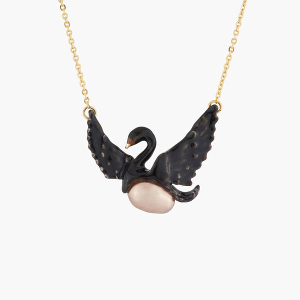 Flying Black Swan And Baroque Pearl Necklace | Akcy3022 - Les Nereides