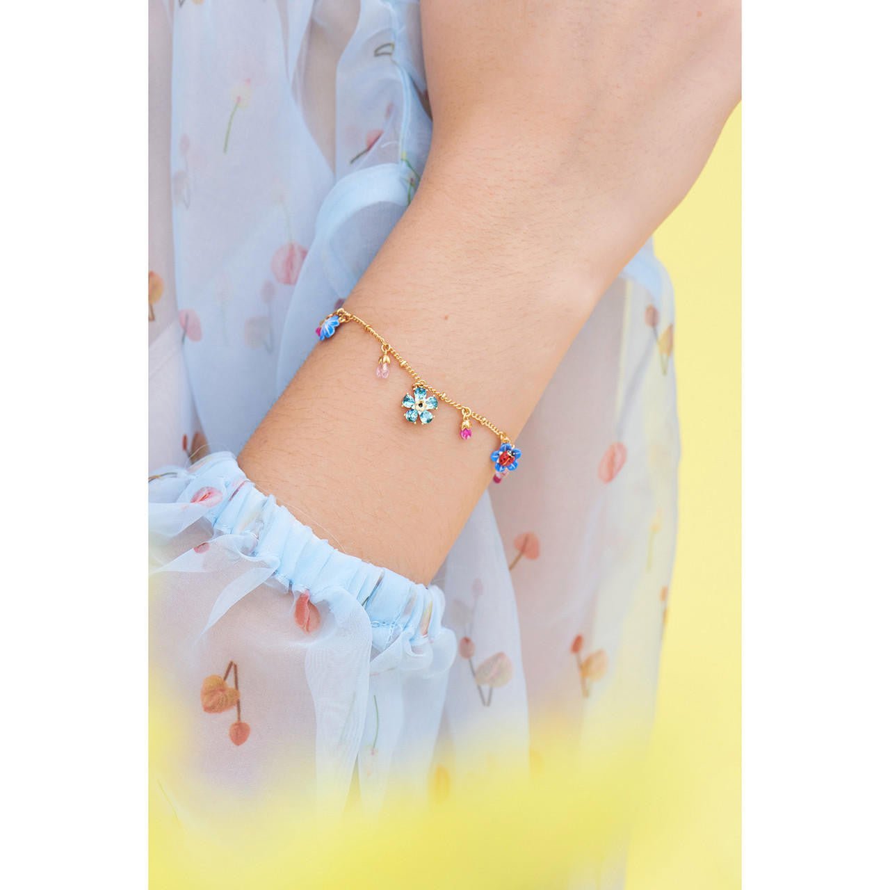Forget - Me - Not And Ladybird Faceted Crystal Flower Charm Bracelet | ANBM2021 - Les Nereides