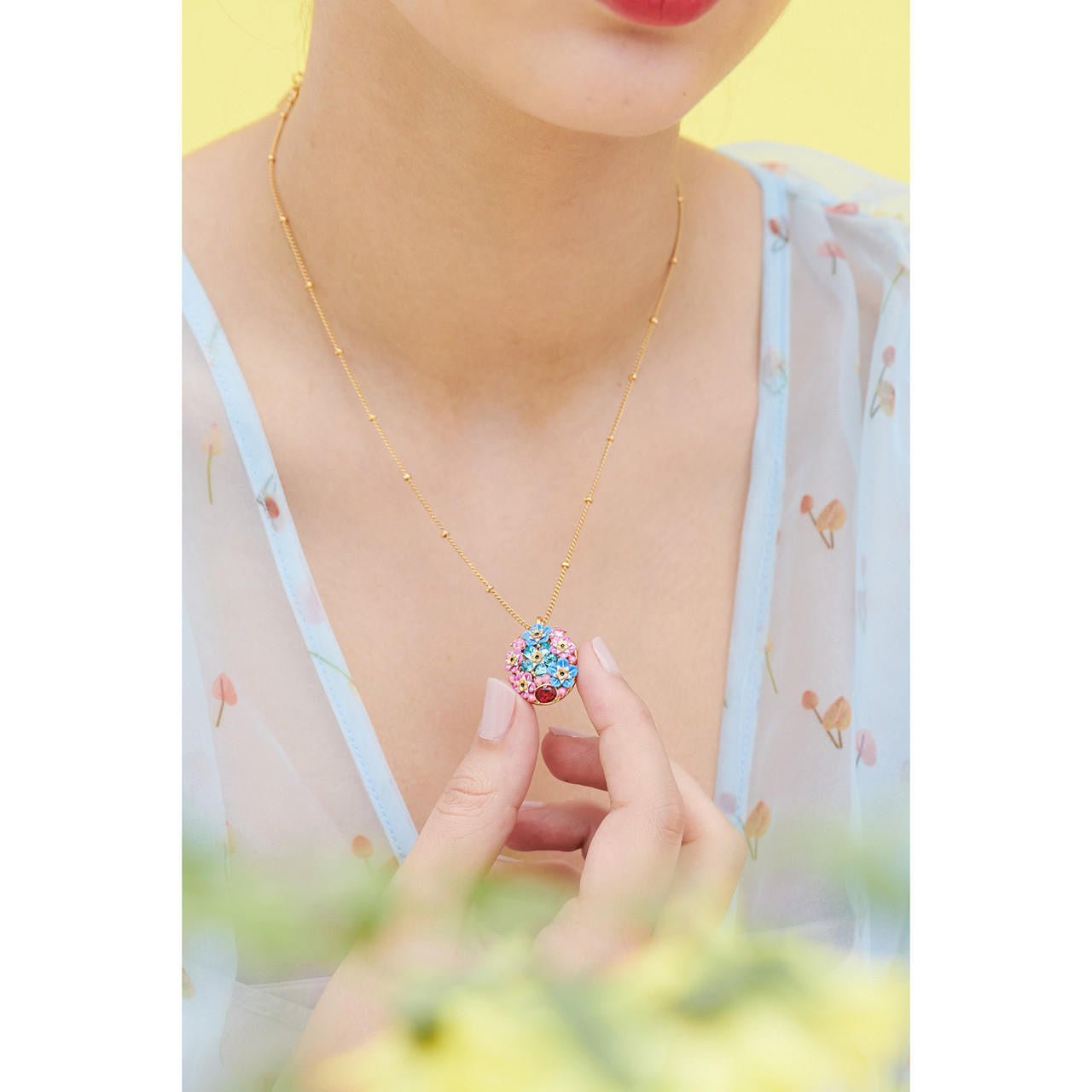 Forget - Me - Not Rosebuds And Ladybird Hidden Secret Medallion Necklace | ANBM3041 - Les Nereides