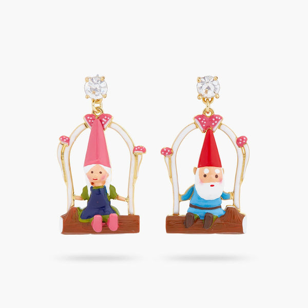 Garden Gnome Couple Asymmetrical Earrings | ARCP1081 - Les Nereides