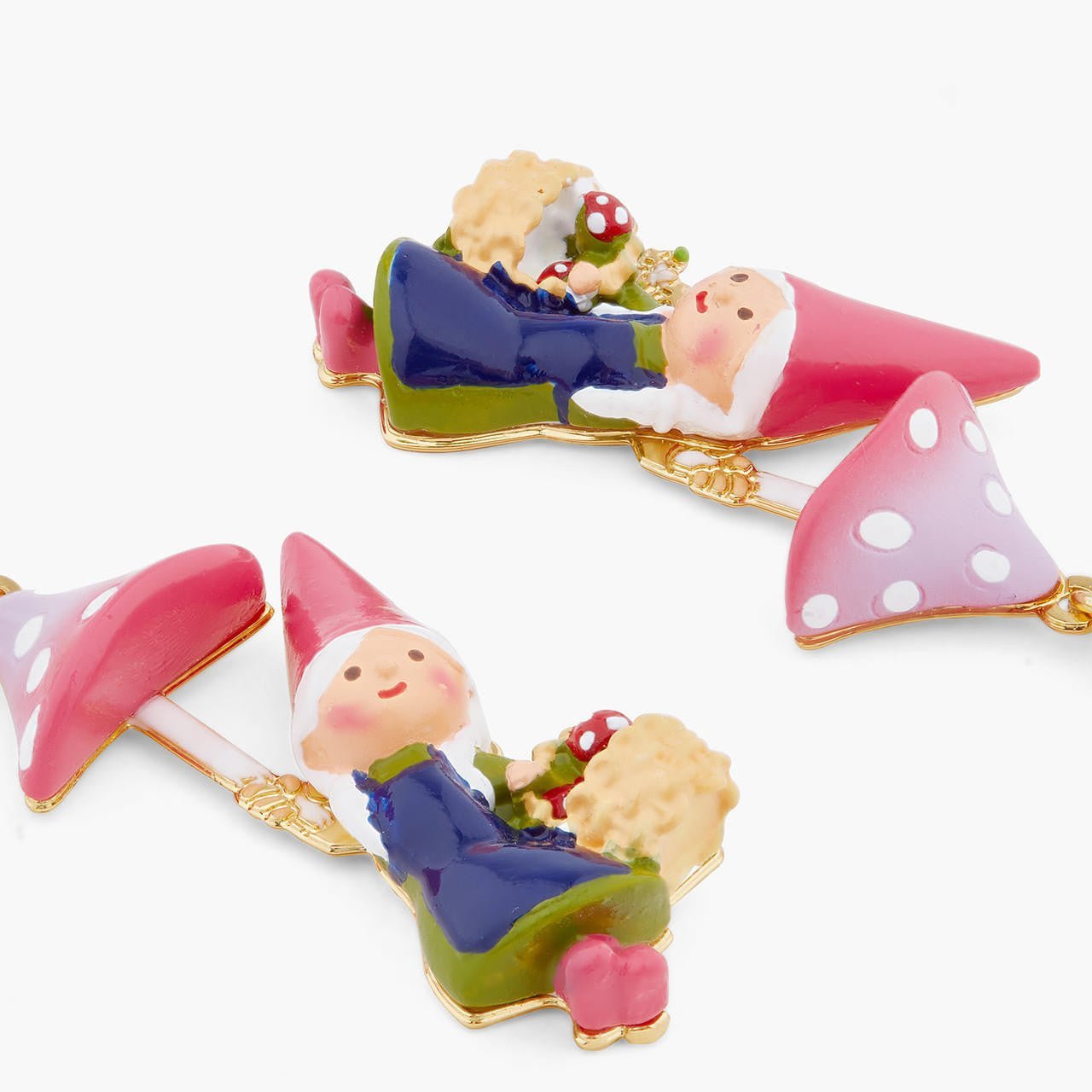 Garden Gnome Lady And Mushroom Picking Earrings | ARCP1121 - Les Nereides