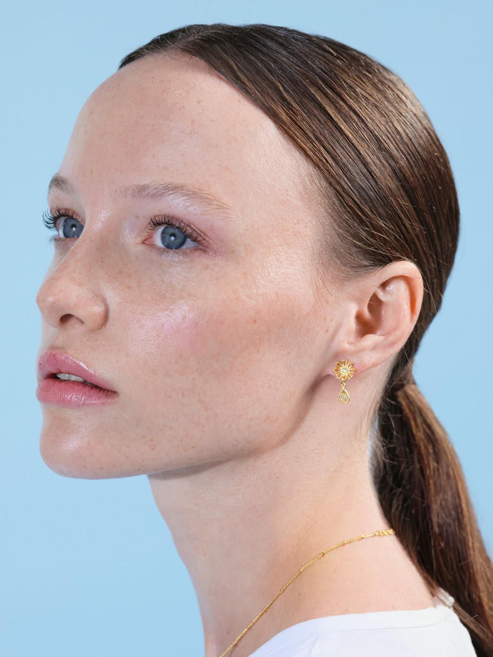Gold Thread Pendant Fine Necklace | ARFO3021 - Les Nereides