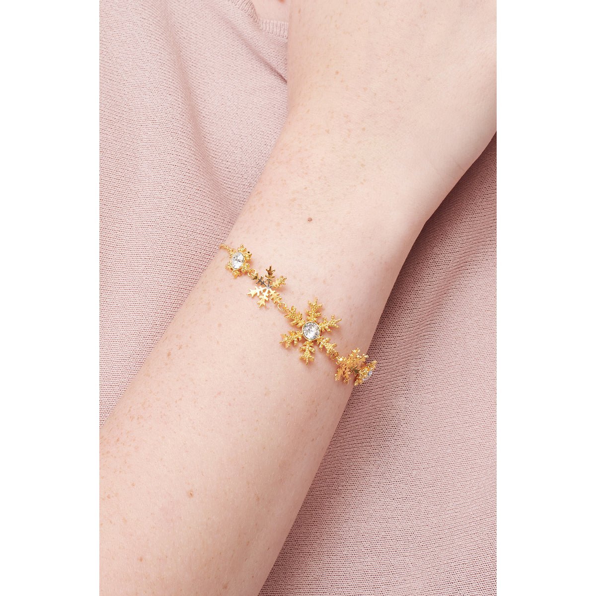 Golden Snowflakes Thin Bracelet | AMSC2021 - Les Nereides