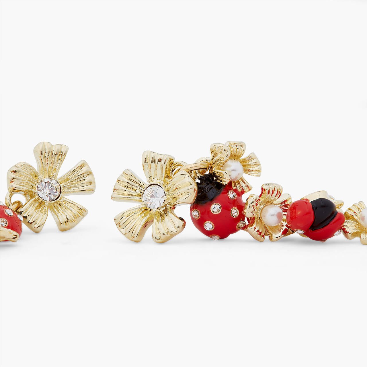 Ladybird And Wood Anemone Duo Dangling Earrings | ARLP1061 - Les Nereides