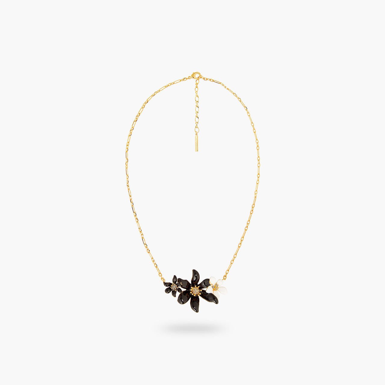 Lily and Ranunculus flower statement necklace | AQFN3011 - Les Nereides