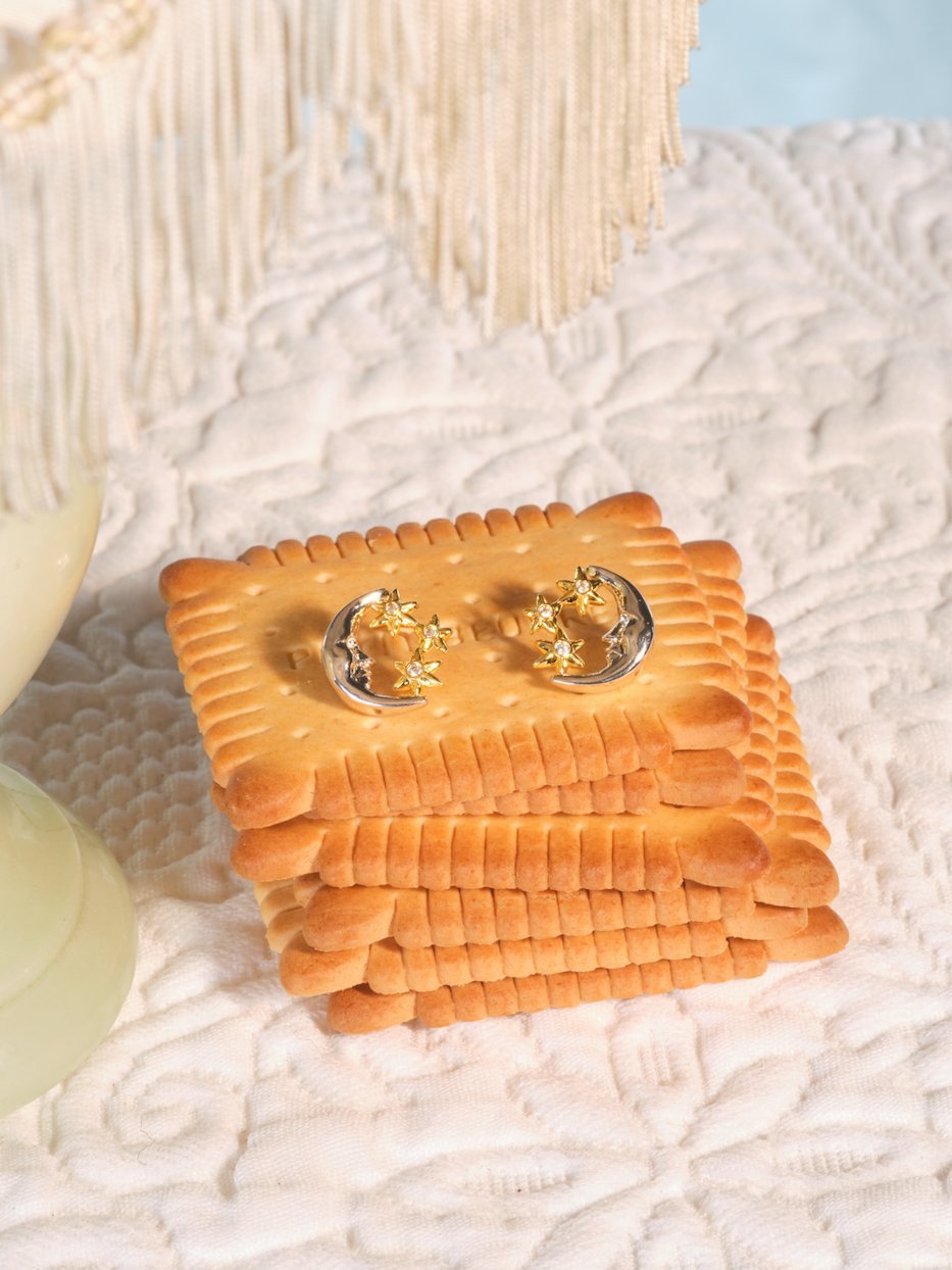 Moon And Star Earrings | ASAM1011 - Les Nereides