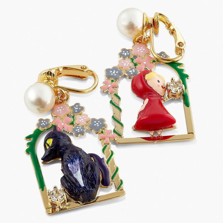 Pearl And Little Red Riding Hood Earrings | APBB1081 - Les Nereides