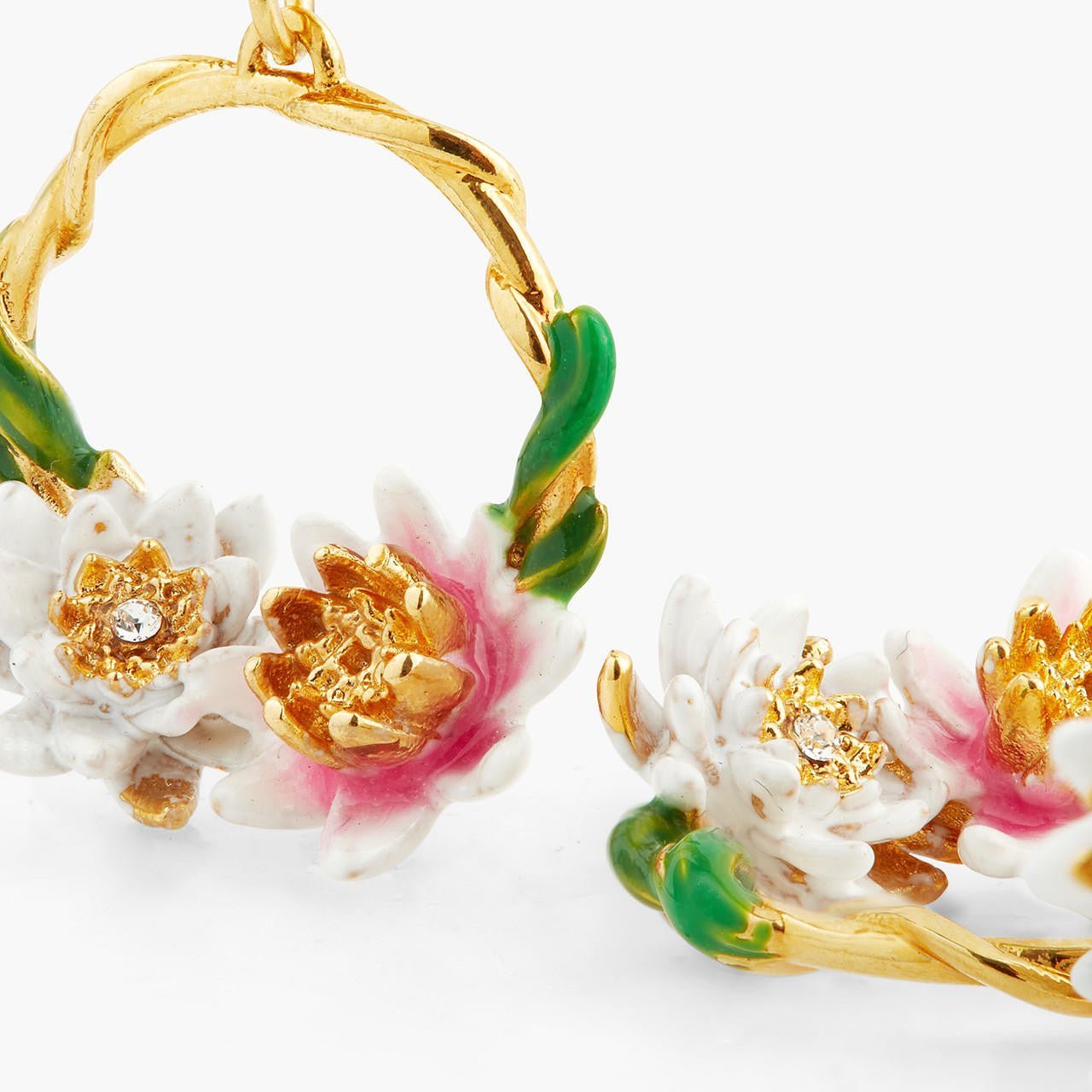 Pink And White Water Lily Asymmetrical Earrings | AQJF1091 - Les Nereides
