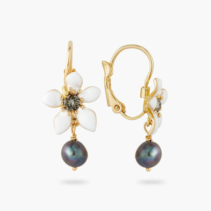 Ranunculus and cultured pearls earrings | AQFN1071 - Les Nereides