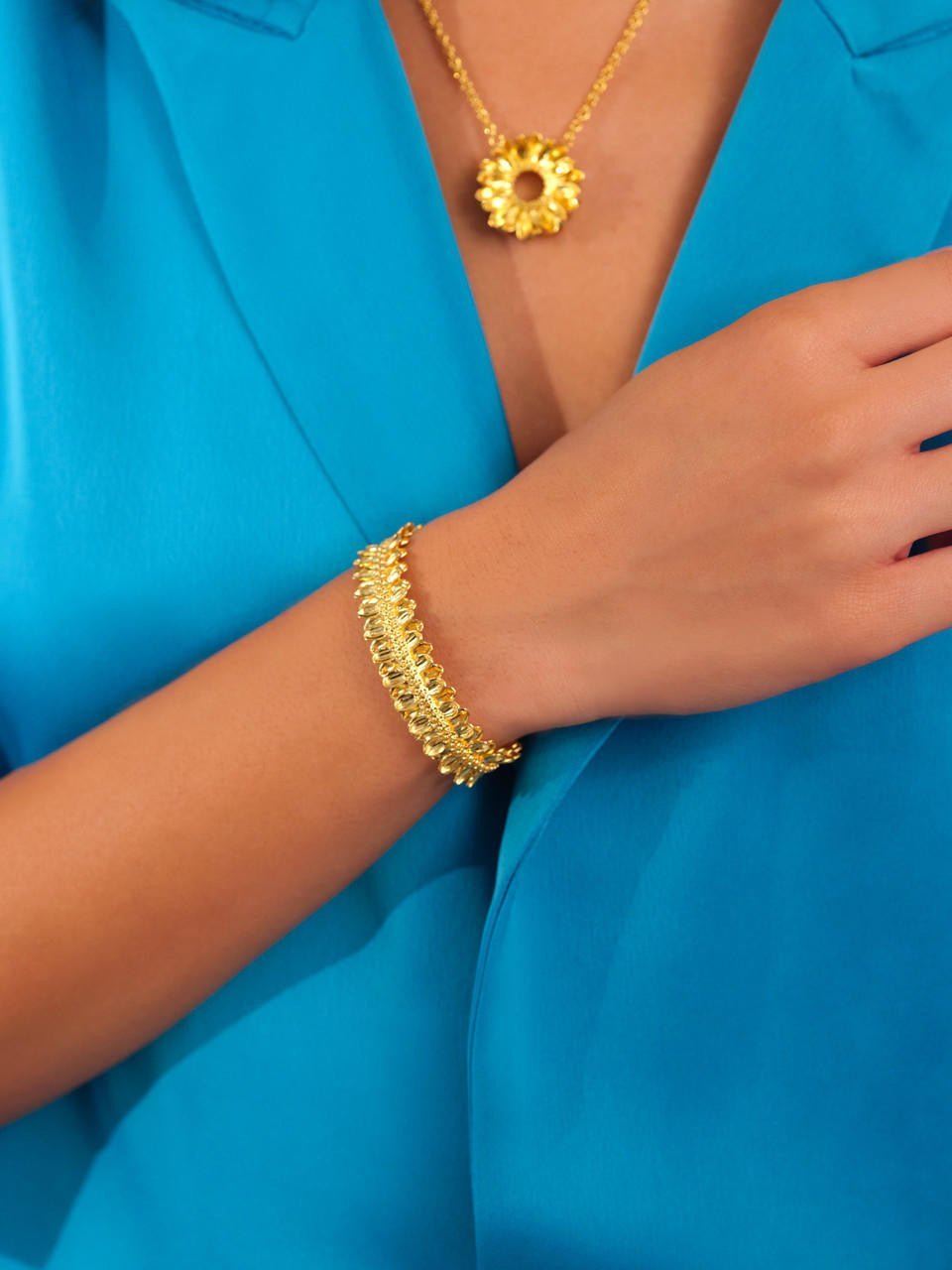 Sunflower Bangle Bracelet | APCO2081 - Les Nereides
