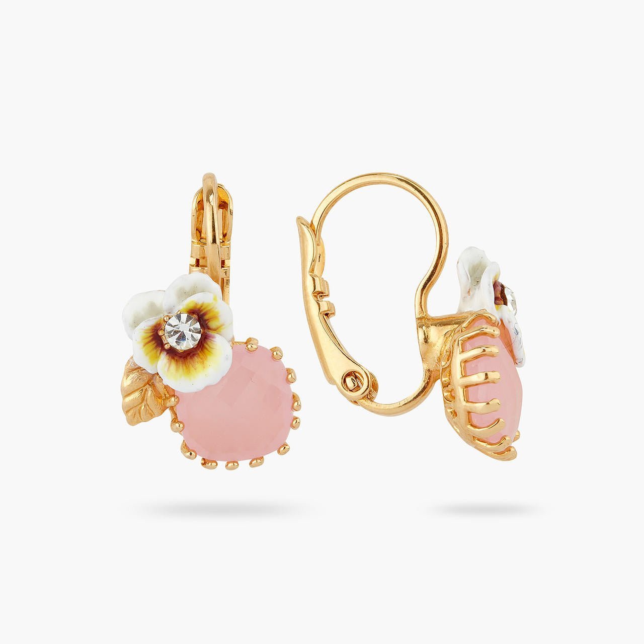 White pansy and crystal earrings | AQLA1011 - Les Nereides