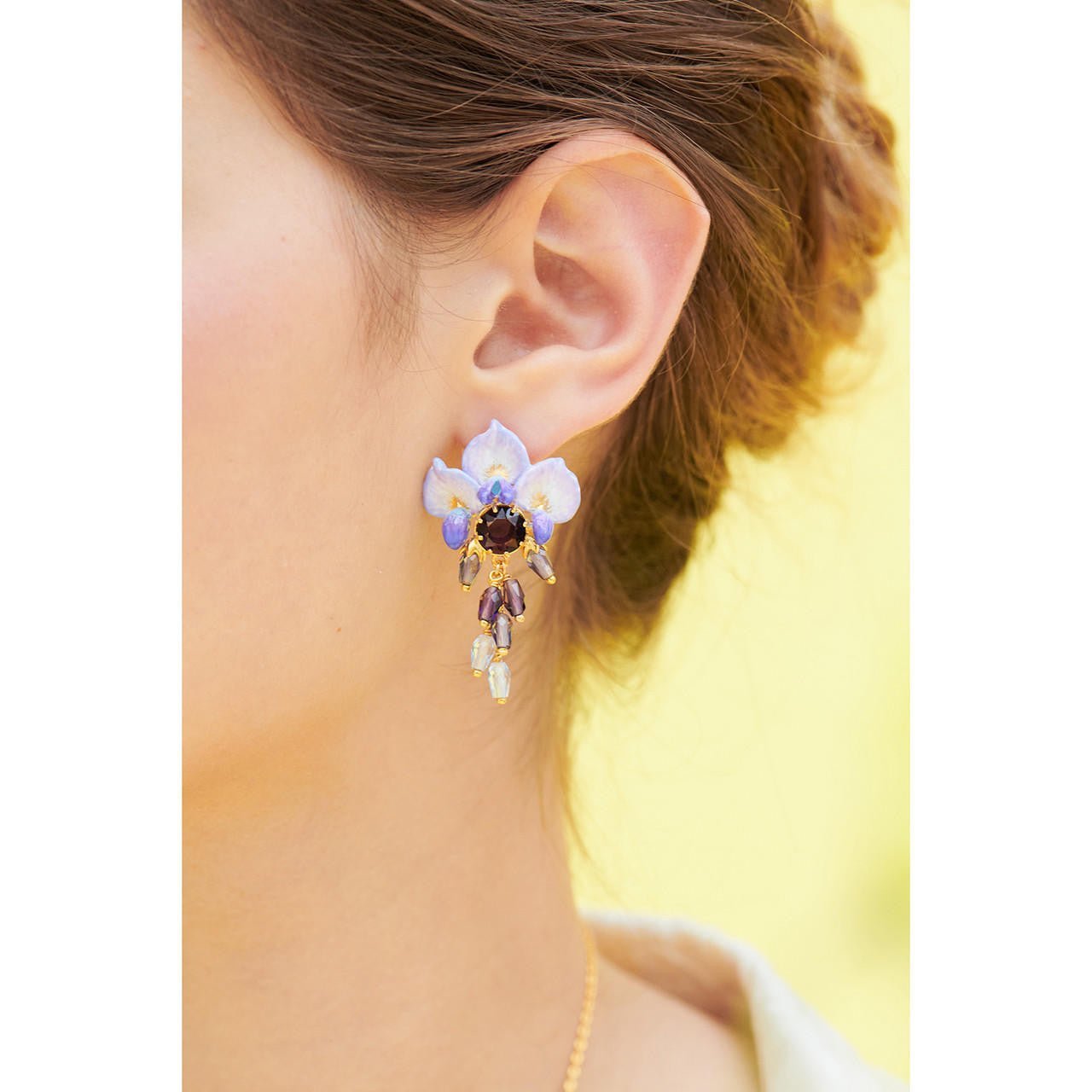 Wisteria Flower, Pearl And Faceted Crystal Earrings | ANOF101C/1 - Les Nereides
