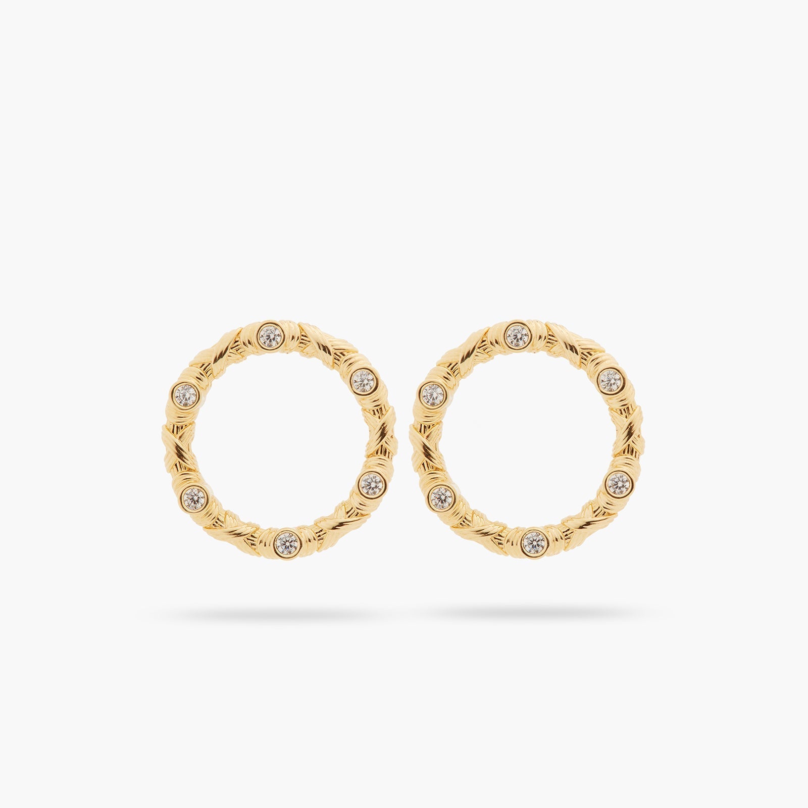 Woven basketry circle and crystal earrings | ASVA1051 - Les Nereides