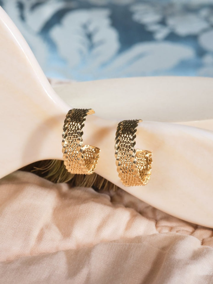 Woven wicker hoop earrings | ASVA1031 - Les Nereides